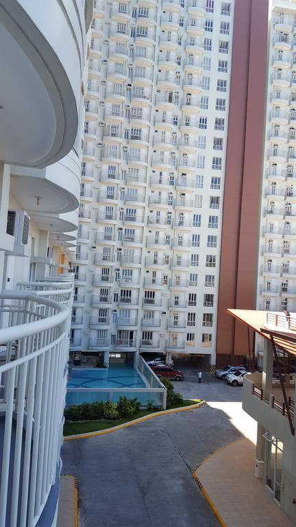 Aaa Condominium Tagaytay City Екстер'єр фото